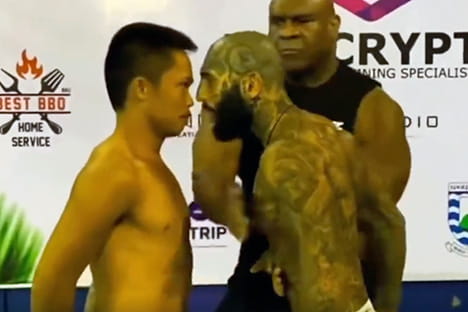 Arrogant MMA fighter taunts his opponent